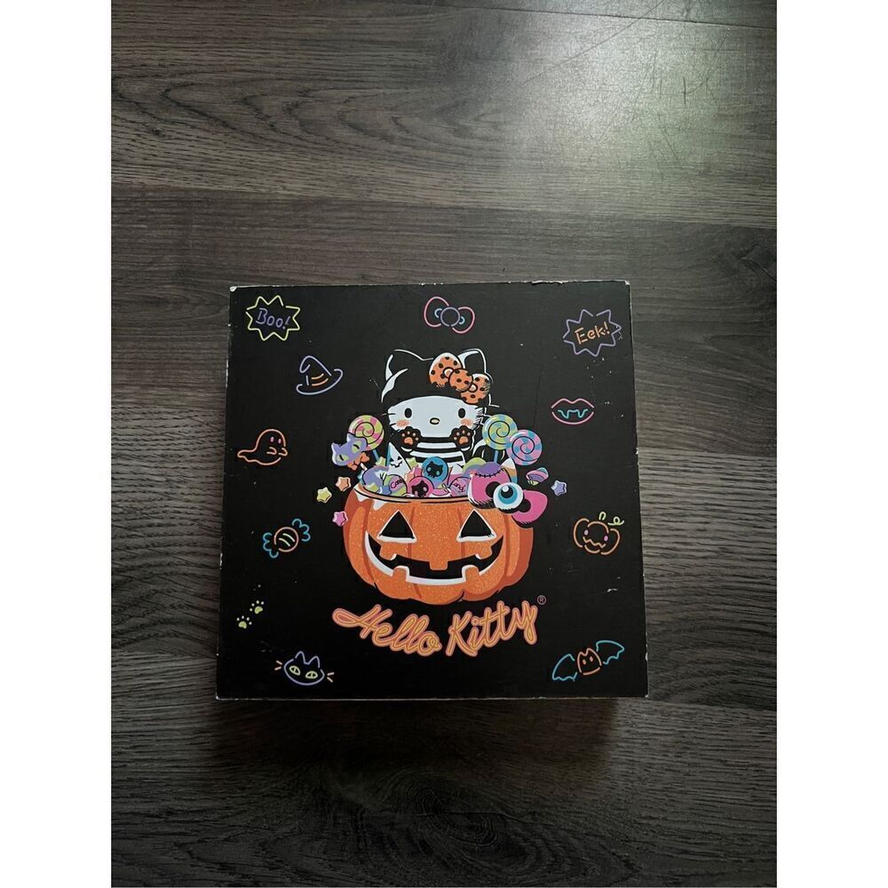 Hello Kitty Halloween Decor Sign 6”x6”